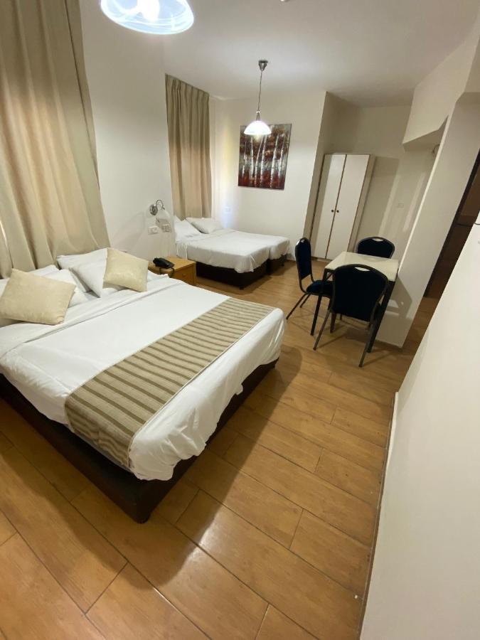 Berger Hotel Tiberias Exterior foto